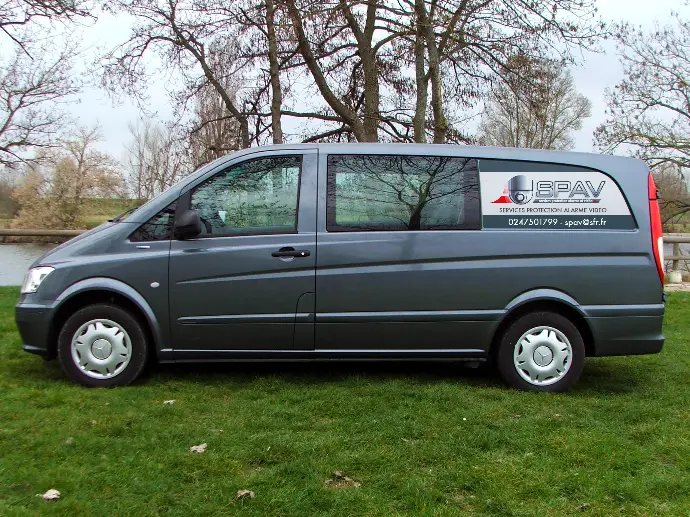 Branding de camion de société SPAV (service de protection et domotique) 